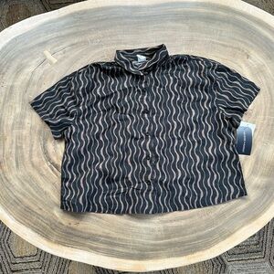 Melrose and Market Black and Tan Wave Pattern Blouse